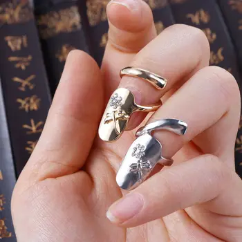 1vnt Metaliniai nagų žiedai moterims Mada Laumžirgio gėlių dizainas Pirštų galiukai Nagų žiedas Papuošalai