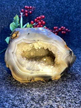 Natūralūs agato geodai Žuvų burnos forma Reiki gydymas Rūdos pavyzdžiai naudojami Akmuo kambario dekoravimui Namų dekoravimas Akvariumo dovana
